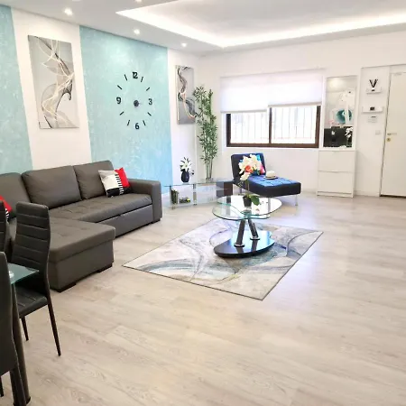 Daniel Beachfront, 2 Wifi Free بيت للعطل