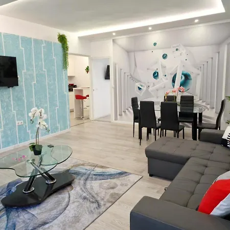 Daniel Beachfront, 2 Wifi Free بيت للعطل